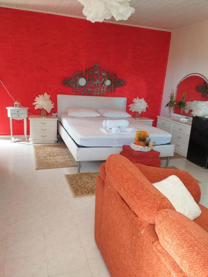 Roulas Cozy Apartments Artemida  Dış mekan fotoğraf