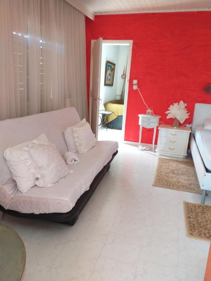 Roulas Cozy Apartments Artemida  Dış mekan fotoğraf