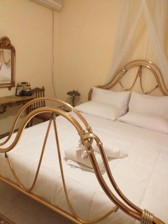 Roulas Cozy Apartments Artemida  Oda fotoğraf